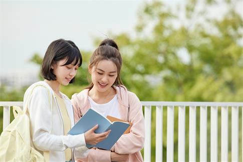 1680850946656526.jpg 攝圖網(wǎng)_506950666_banner_一起看書的好朋友(企業(yè)商用).jpg